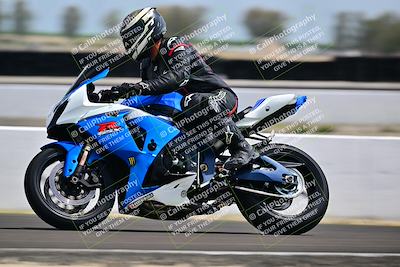 media/Apr-18-2025-TrackDaz (Fri) [[45f5874c44]]/C Group/Session 3 (Turn 6 - Outside)/